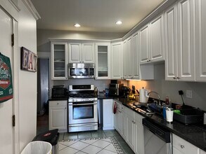 587 E Broadway in Boston, MA - Building Photo - Building Photo