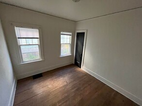 2011-13 Pierce St in Sioux City, IA - Building Photo - Building Photo