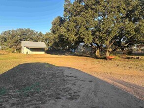 118 Reed Ranch Rd in Buchanan Dam, TX - Building Photo - Building Photo