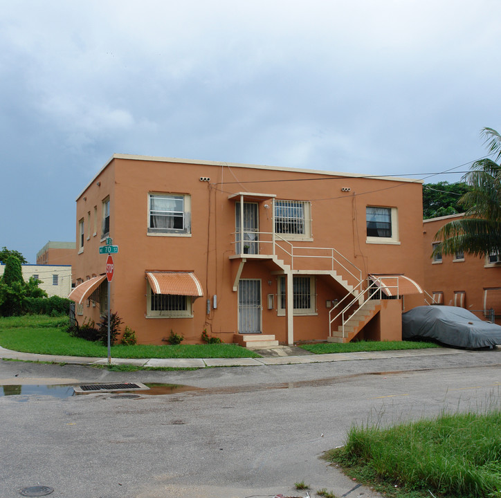 6934 NE 2nd Ave in Miami, FL - Building Photo