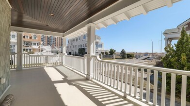 108 S Marion Ave, Unit 4 in Ventnor City, NJ - Building Photo - Building Photo