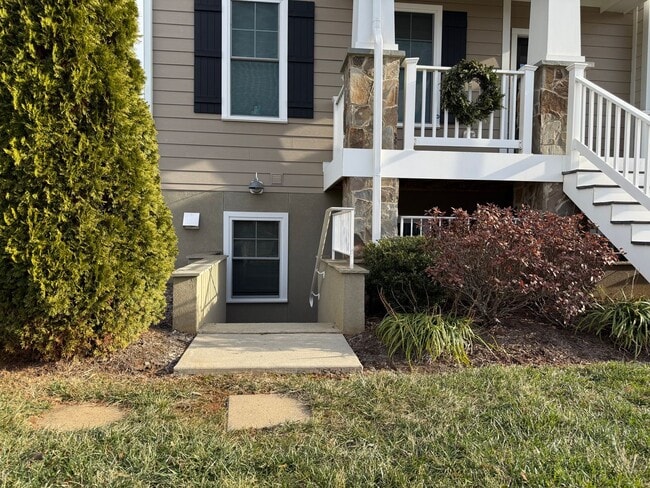 property at 514 Trailside Dr