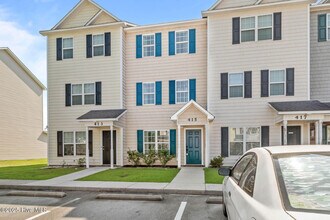 415 Caldwell Loop in Jacksonville, NC - Building Photo - Building Photo