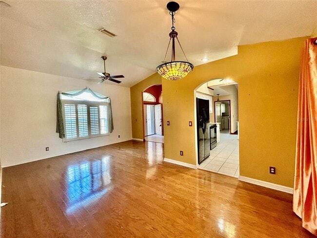 25145 Mercedes Dr in Punta Gorda, FL - Building Photo - Building Photo