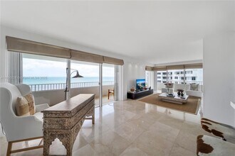 199 Ocean Lane Dr, Unit 901 in Key Biscayne, FL - Building Photo - Building Photo