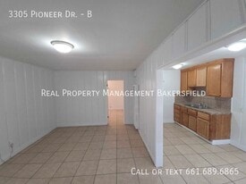 3305 Pioneer Dr in Bakersfield, CA - Building Photo