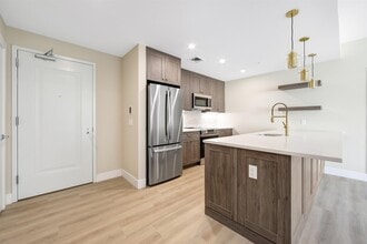 Madison Square in Hoboken, NJ - Building Photo - Building Photo