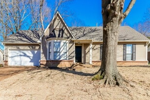 4348 Breeds Hill Dr in Memphis, TN - Building Photo