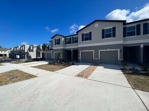 15522 Prestwick Rose Pl in Sun City Center, FL - Building Photo - Building Photo