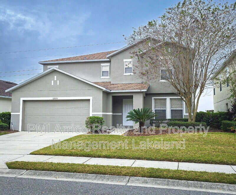 6955 Lake Eaglebrooke Dr in Lakeland, FL - Building Photo