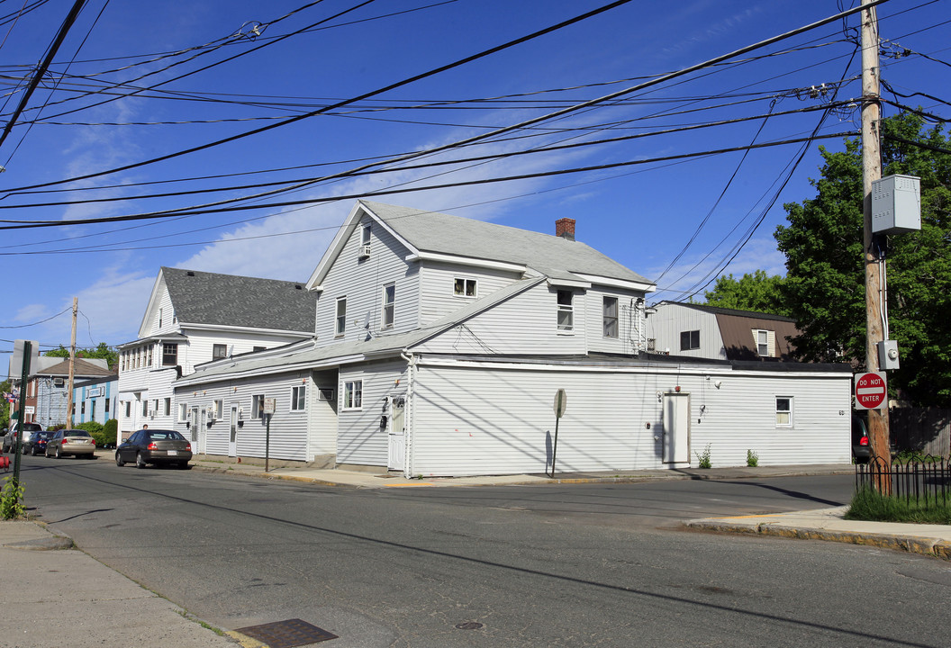 56-64 Fowle St in Woburn, MA - Building Photo