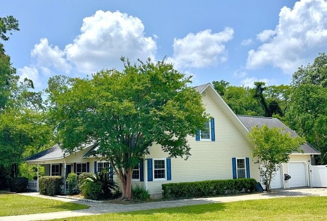 property at 2000 Marvin Ave