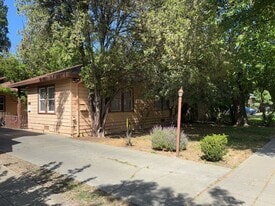 317-319-319 D St in Davis, CA - Building Photo
