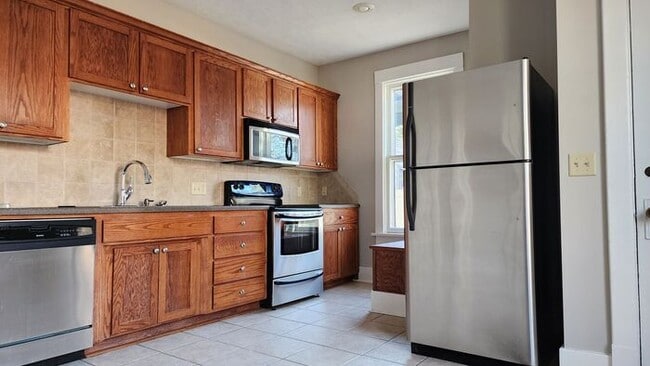 4906 Cass St in Omaha, NE - Building Photo - Building Photo