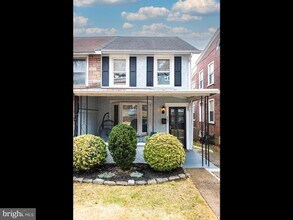 627 Ford St, Unit 513 in Conshohocken, PA - Building Photo - Building Photo