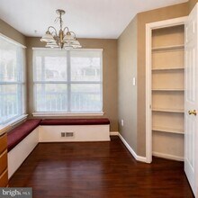 120 Woodridge Pl in Laurel, MD - Building Photo - Building Photo