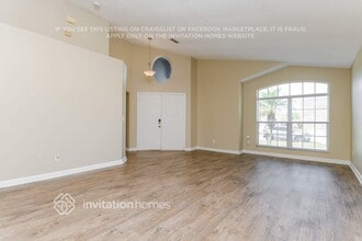 2081 Shannon Lakes Blvd in Kissimmee, FL - Foto de edificio - Building Photo