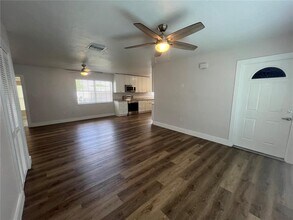 2377 Starlite Ln in Port Charlotte, FL - Building Photo - Building Photo