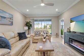 11790 Venetian Lagoon Dr in Ft. Myers, FL - Foto de edificio - Building Photo