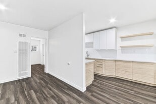 4308 E 4th St, Unit 02 in Long Beach, CA - Building Photo