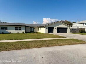 140 Norwood Ave in Satellite Beach, FL - Building Photo - Building Photo