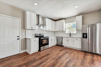 1305 E 20th Ave in Tampa, FL - Building Photo - Building Photo