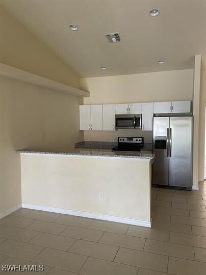 903 Cape Coral Pkwy W in Cape Coral, FL - Building Photo - Building Photo
