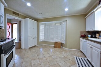 3307 74th St in Lubbock, TX - Building Photo - Building Photo