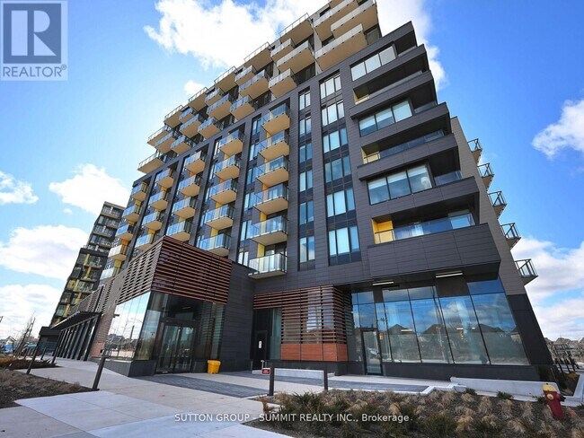 1415 Dundas St E in Oakville, ON - Building Photo - Building Photo