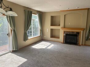 4343 Victor Path, Unit 9 in Hugo, MN - Building Photo - Building Photo