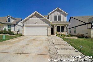 11230 Blue Feather in San Antonio, TX - Building Photo