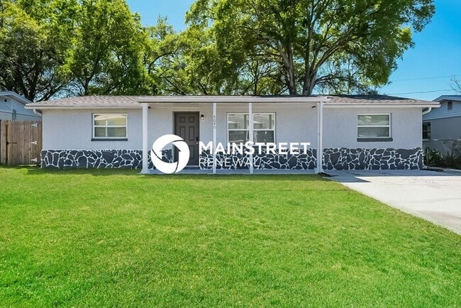 property at 5040 Valimor Dr