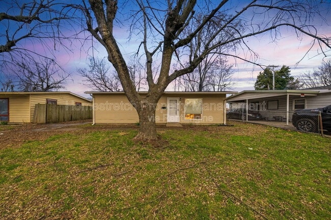 133 St Thomas Ln in Sauget, IL - Building Photo - Building Photo