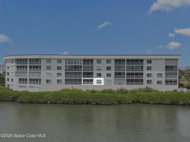 190 Pinellas Ln in Cocoa Beach, FL - Building Photo - Building Photo