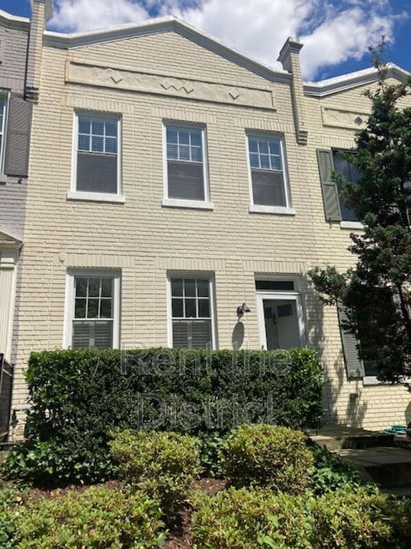 property at 2015 37th St NW