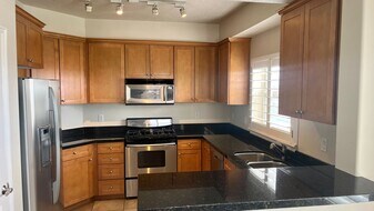 5 S 500 W in Salt Lake City, UT - Building Photo