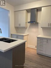 9272 Griffon St in Niagara Falls, ON - Building Photo - Building Photo