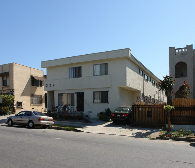 322 N Oxford Ave in Los Angeles, CA - Building Photo - Building Photo