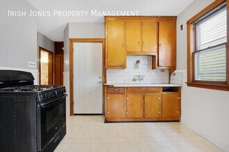 104 Grote St-Unit -Lower Front in Buffalo, NY - Building Photo - Building Photo