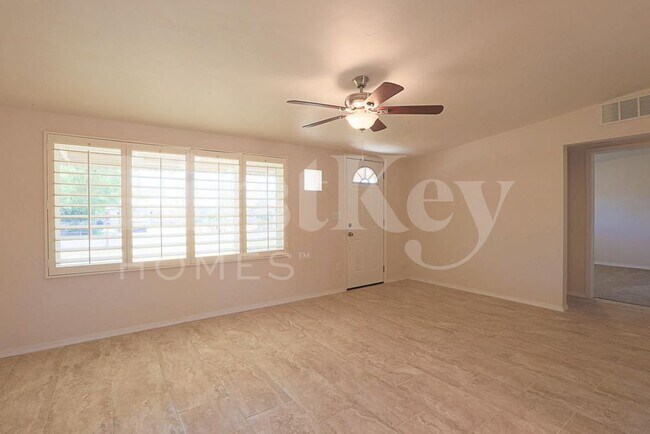 1124 W Cinnabar Ave, Unit 1 in Phoenix, AZ - Building Photo - Building Photo