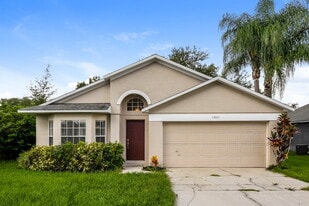 13611 Glasser Ave in Orlando, FL - Building Photo