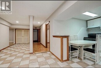 364 Castlehill Rd in Vaughan, ON - Building Photo - Building Photo