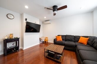 67A Columbia Ave in Jersey City, NJ - Building Photo - Building Photo