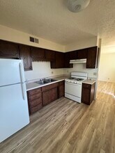 13401 Fruit Ave NE, Unit B in Albuquerque, NM - Building Photo - Building Photo