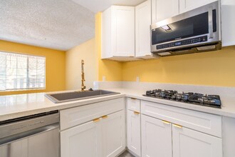 3775 El Dorado Blvd in Palm Springs, CA - Foto de edificio - Building Photo