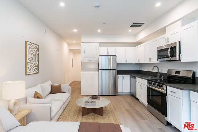 property at 1227 N Berendo St