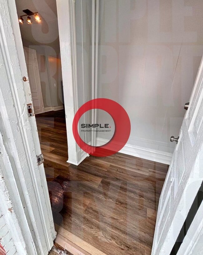 property at 1129 Chestnut St