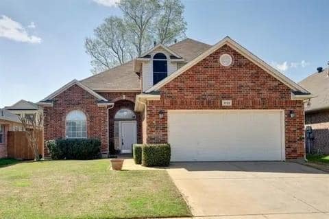 property at 8729 Sunset Trace Dr
