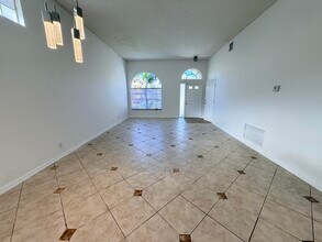 133 Woodlake Cir in Greenacres, FL - Building Photo - Building Photo