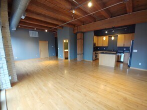 607 Washington Ave S, Unit 301 in Minneapolis, MN - Building Photo - Building Photo